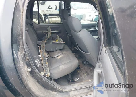 2002 Ford Explorer Sport Trac z USA, uszkodzony, nr VIN 1FMZU77EX2UC93919